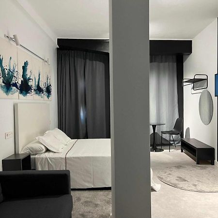 Estepa Modern & Luxury Малага Экстерьер фото