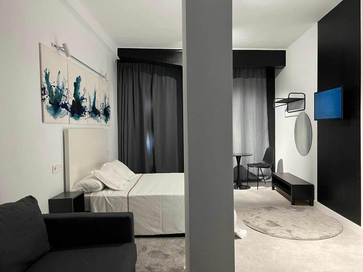 Estepa Modern & Luxury Малага Экстерьер фото